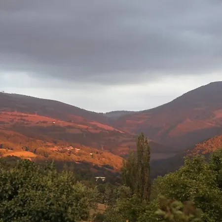 Hostel Eco El Beso - Vegano Triacastela