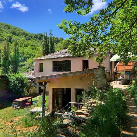 Hostel Eco El Beso - Vegano Triacastela